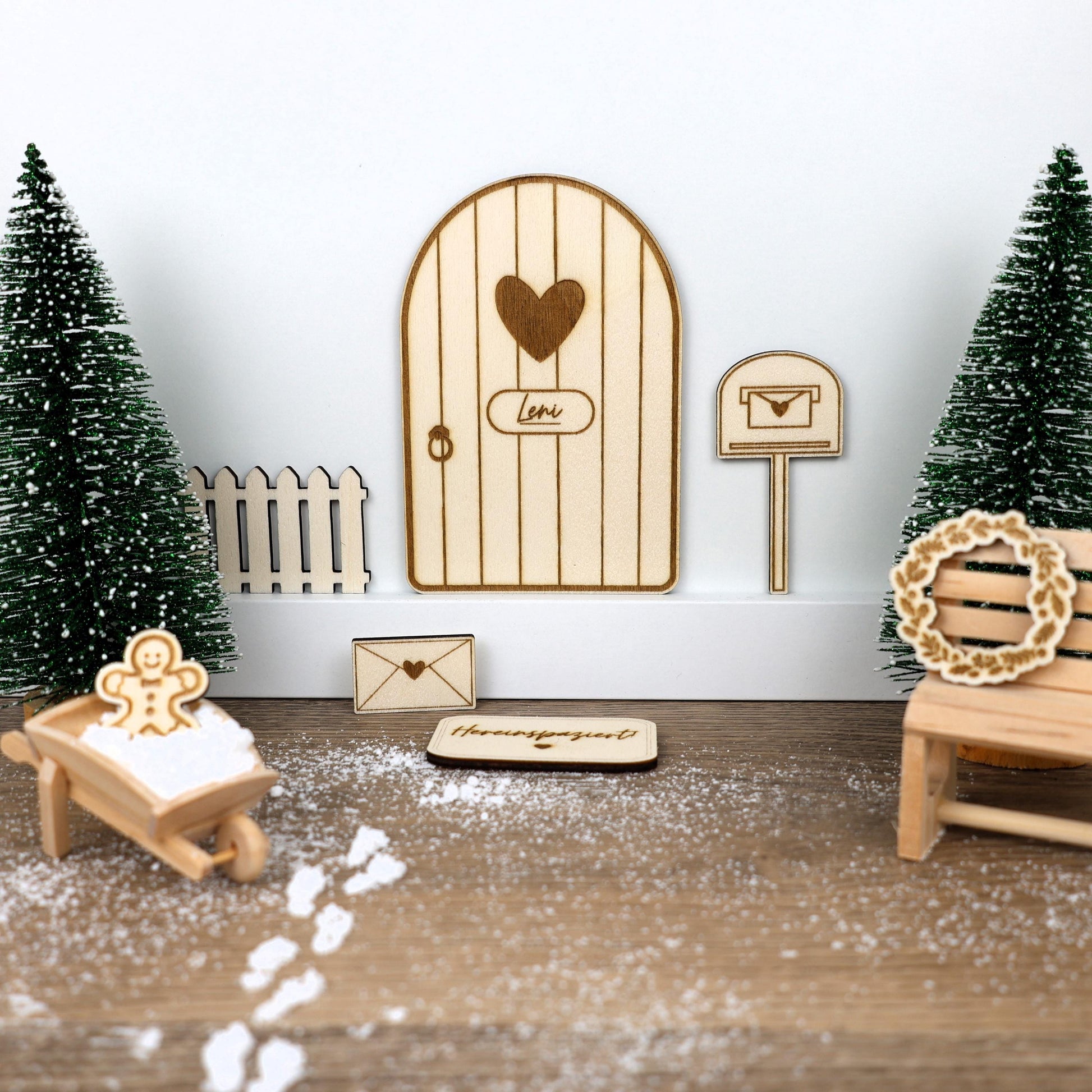 wichteltür set
wichteltür ideen
wichteltür basteln
wichtelgeschenk weihnachten
wichtel zubehör set
wichtel zubehör 3d
wichtel set weihnachten
wichtel geschenk
weihnachtsgeschenk freundin
weihnachtsdeko
tür deko personalisiert
deko weihnachten basteln
advent deko