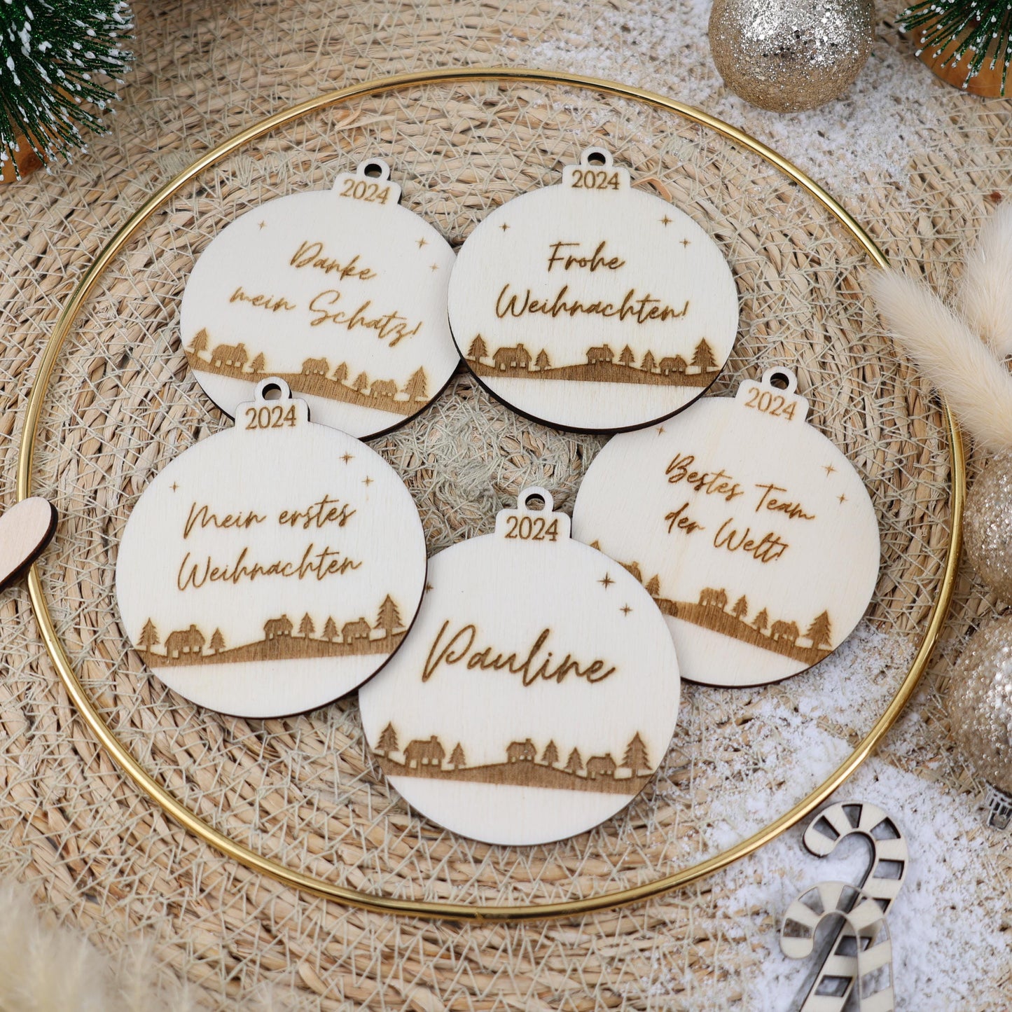 weihnachtskugel holz
weihnachtsgeschenke für frauen
weihnachtsgeschenk freundin
weihnachtsbaum holz
weihnachten holz laser
ornament weihnachten
kugeln weihnachten
geschenke für frauen
geschenkanhänger weihnachten
deko aus holz für weihnachten
christbaum schmücken beispiele
christbaum geschmückt
advent deko